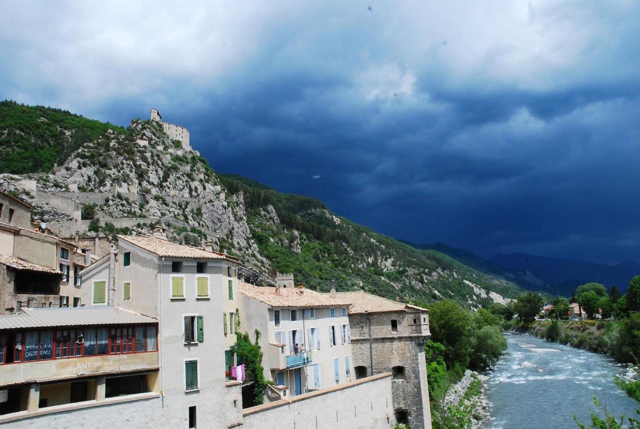 Les Gites D'Intervalles Entrevaux Exterior photo